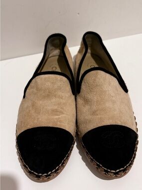 Authentic Chanel beige suede cap toe espadrilles sz 39 C preowned